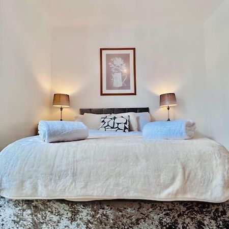 Lovely 3Bed Home Middlesbrough Buitenkant foto